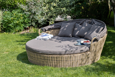 "Стильяно" плетеная кровать круглая, цвет соломенный